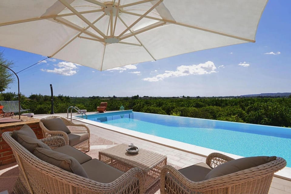 Holiday Home Swimming Pool