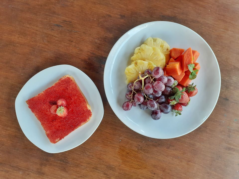 Daily buffet breakfast for a fee