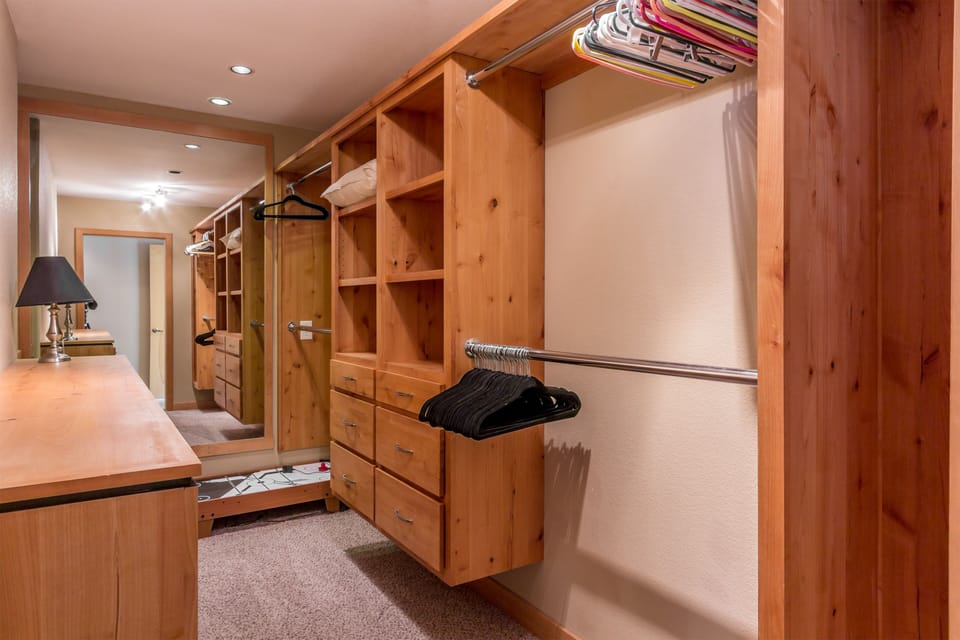 Ensuite Bedroom Walk-In Closet
