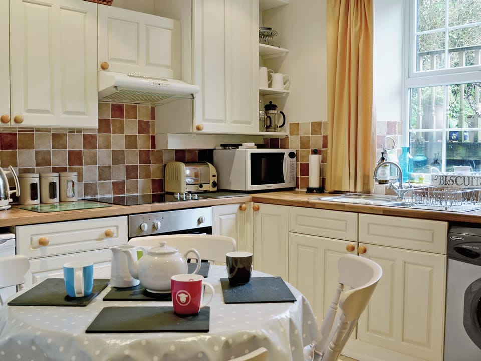 Kitchen/diner | Herdwick Cottage, Troutbeck Bridge