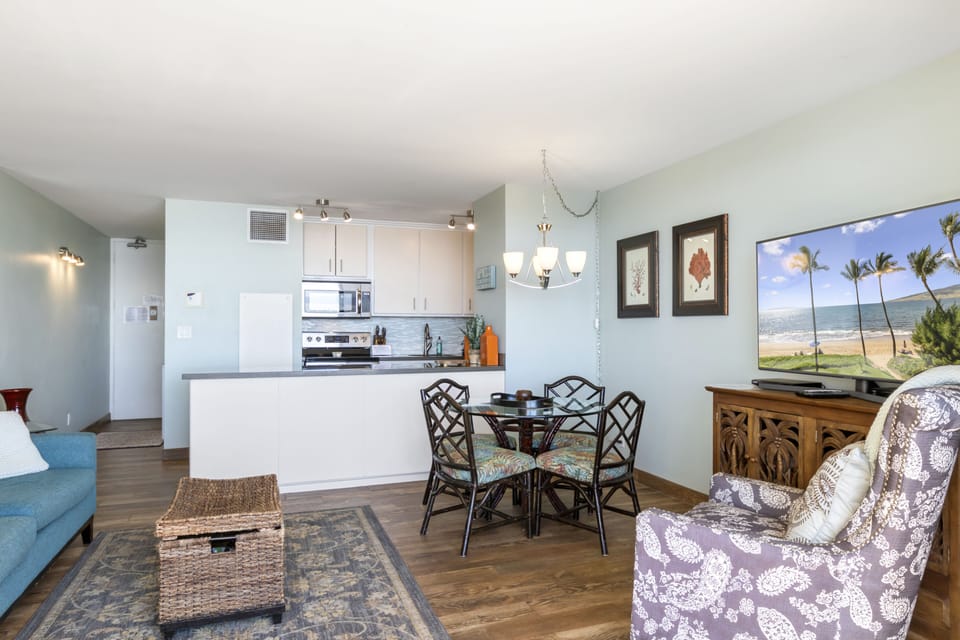 Open living with breathtaking beachfront views—your island getaway blends relaxation and coastal beauty, just steps from the sand.
