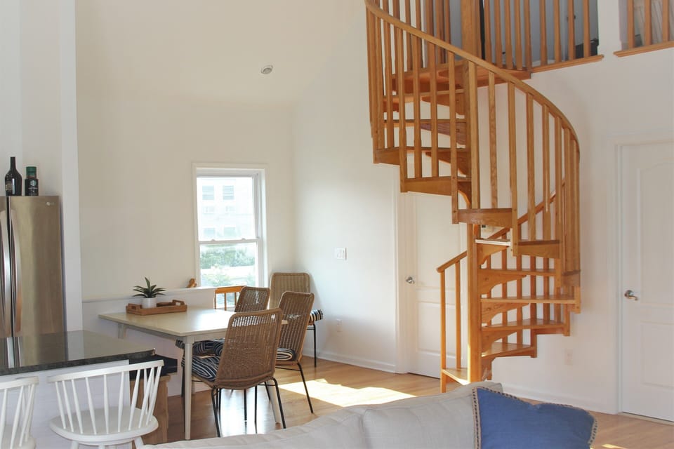 Dining area / staircase to loft (upstairs)