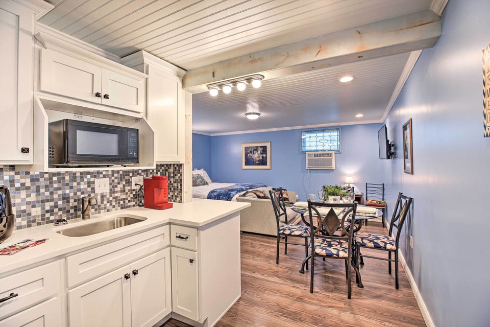Kitchen | Complimentary Spices