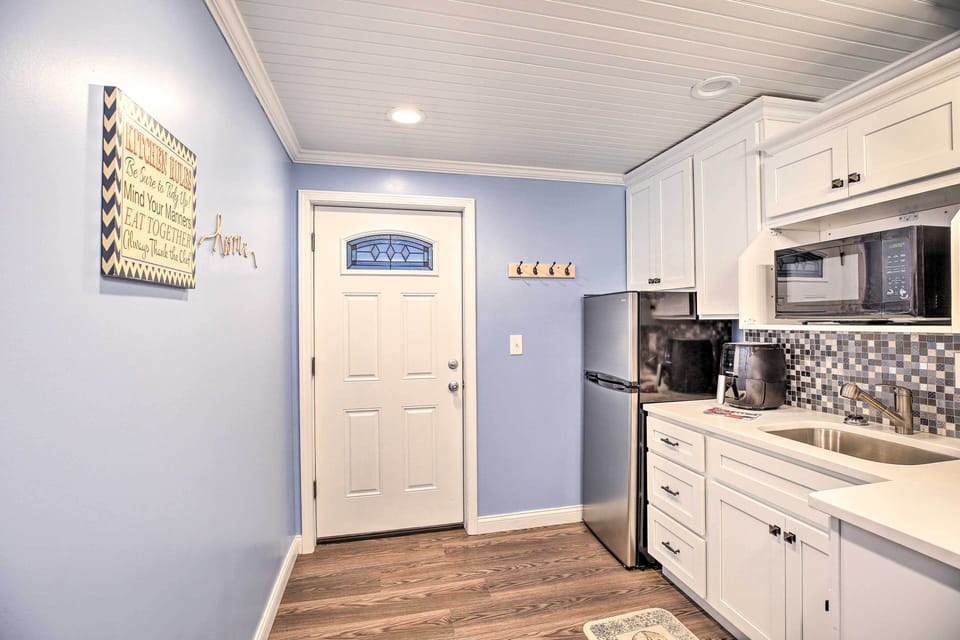 Kitchen | Well-Equipped | Cooking Basics