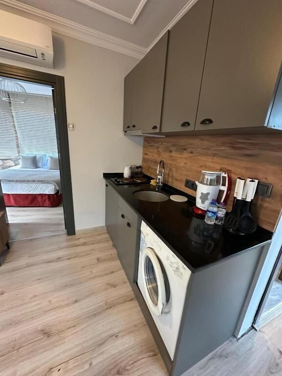 Superior Apartment, 1 Bedroom, Balcony | Premium bedding, desk, laptop workspace, blackout drapes