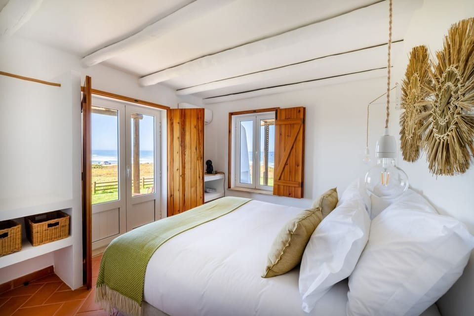 Panoramic Villa | Premium bedding, minibar, soundproofing, iron/ironing board