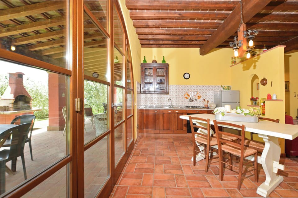 Family House, 4 Bedrooms, Fireplace, Mountainside (Fienile) | Dining