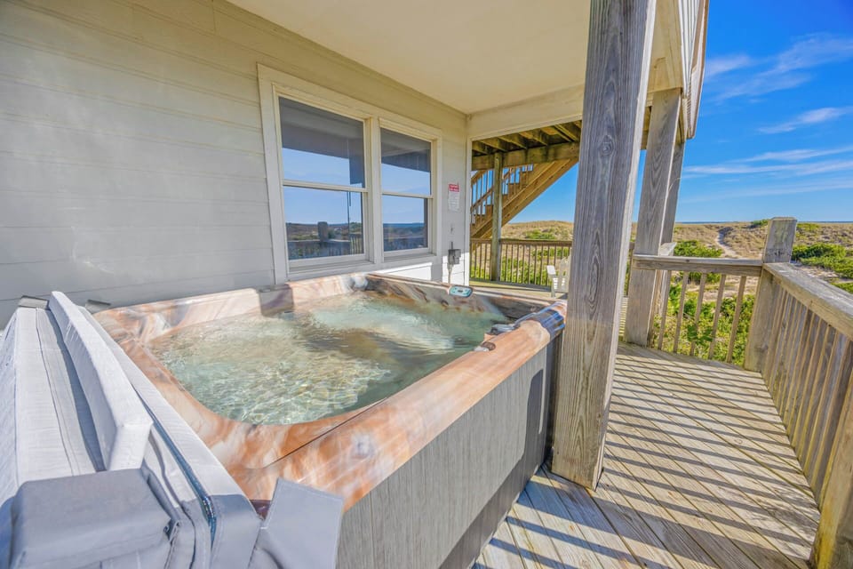 Surf or Sound Realty - 971 - Sea Skeet - Hot Tub -2