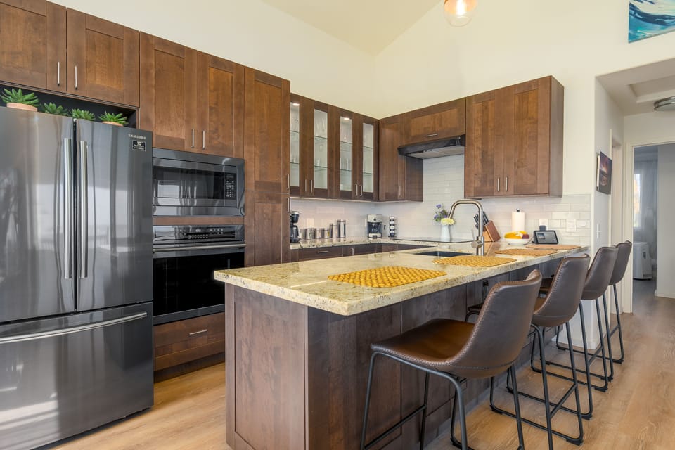 Newly remodeled kitchen with all new cabinets, appliances, & espresso machine