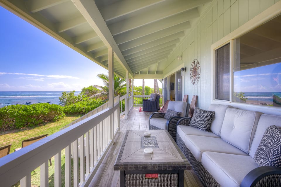 Spacious lanai & comfortable furnishings make the lanai our favorite room!