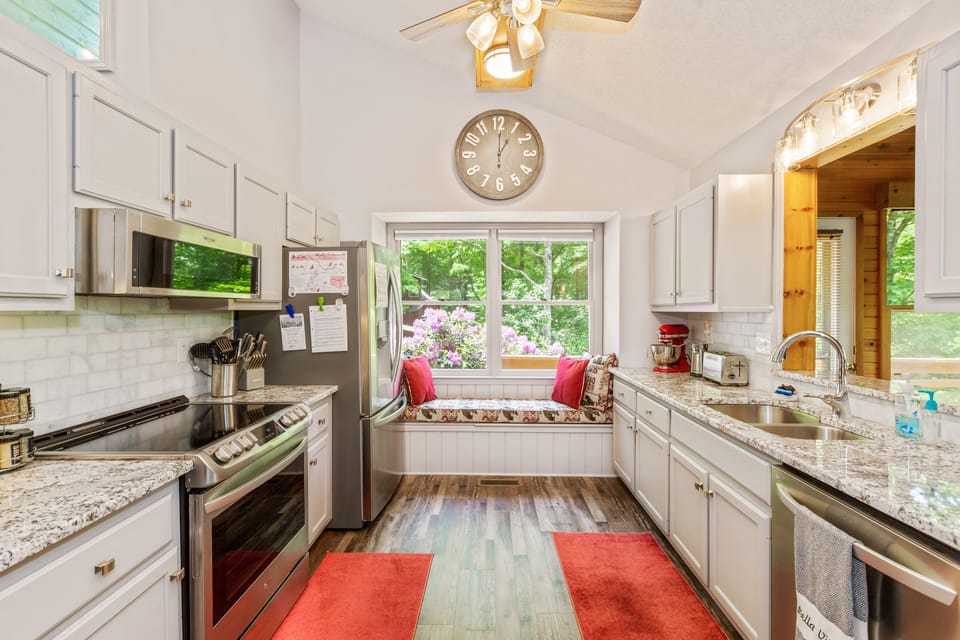 New appliances and fully stocked kitchen.