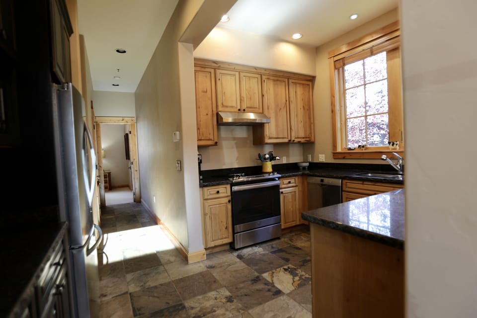 Kitchen is fully stocked. Everything you need to make yummy meals or coffee.