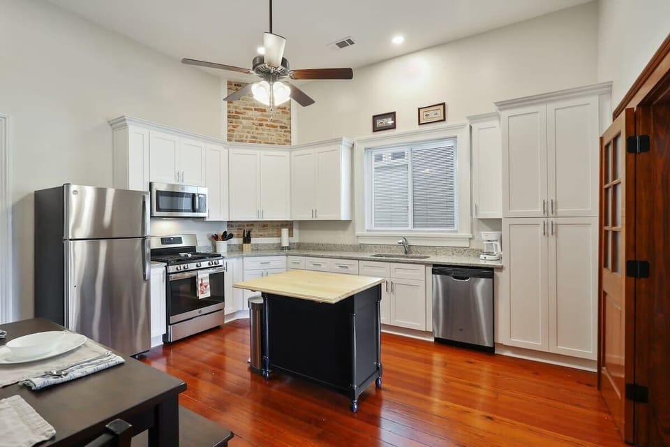 Kitchen / dining