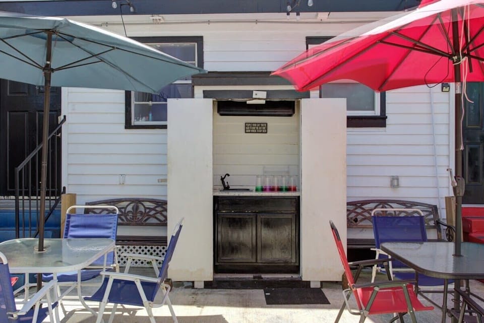 Shared outdoor courtyard with bar