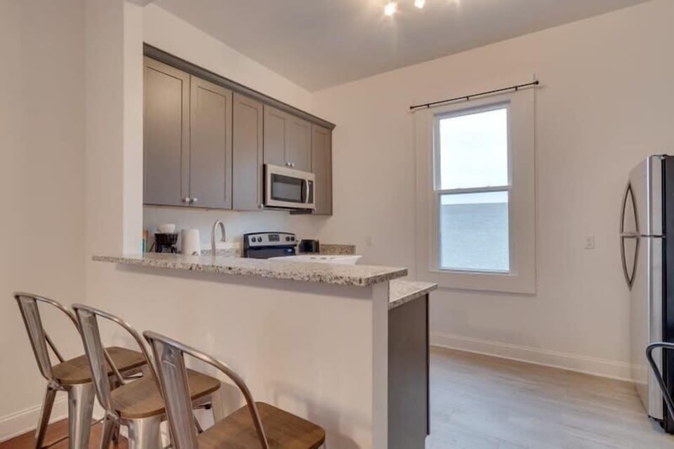 Kitchen Seating