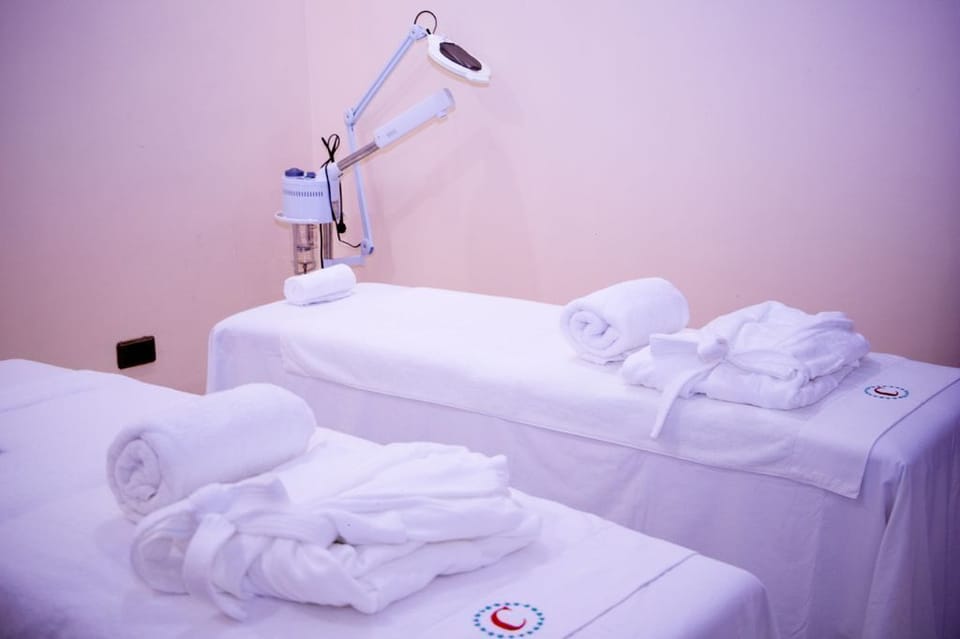 Sauna, hot tub, hot springs, body treatments, hydrotherapy