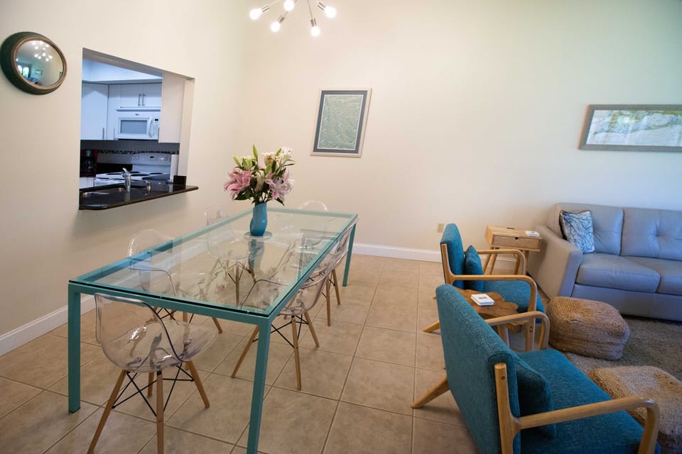 Dining table can easily accommodate eight