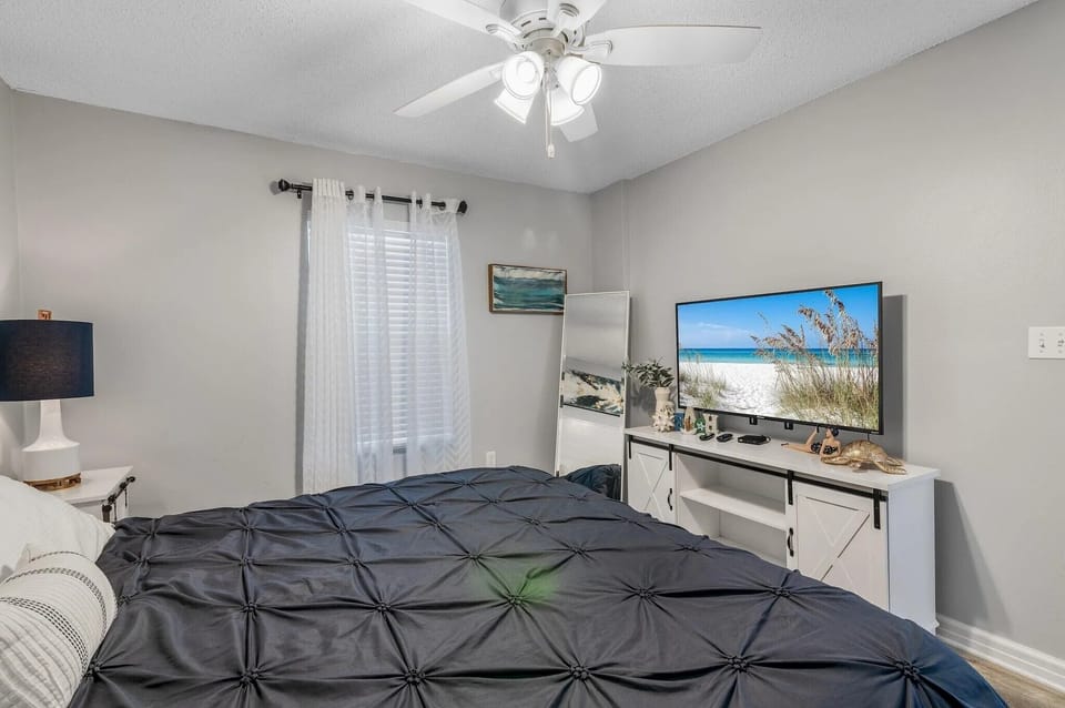  Large TV
