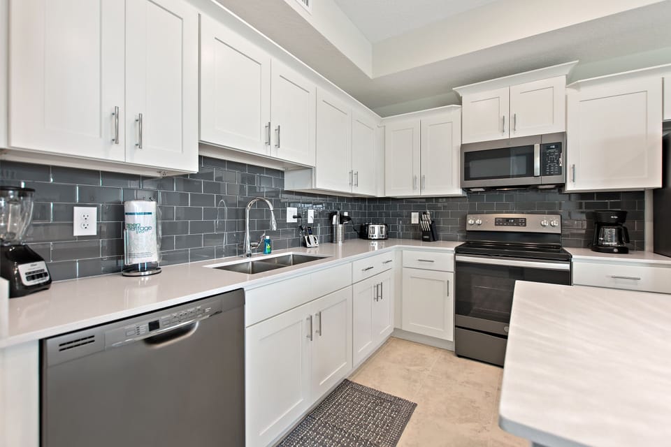 Fully equipped kitchen