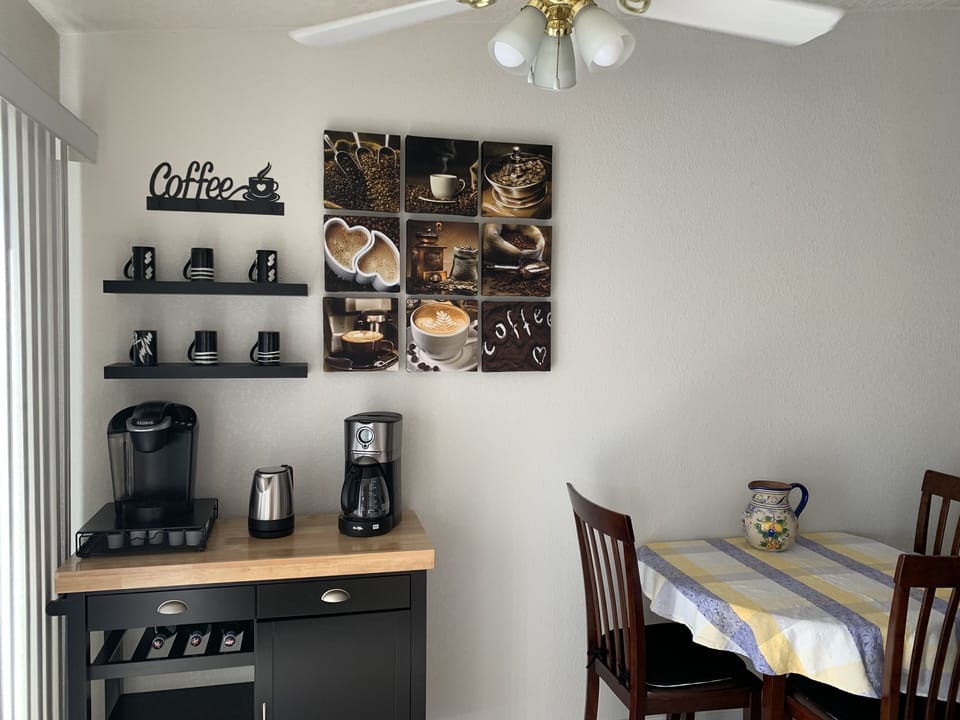 Coffee and Tea Bar
