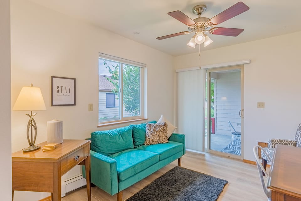 Comfortable office nook with desk