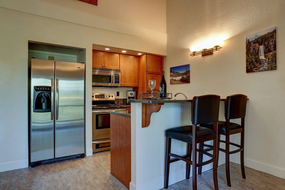 "We prefer to make most of our meals, is was very convenient how well equipped the kitchen was." - Chris