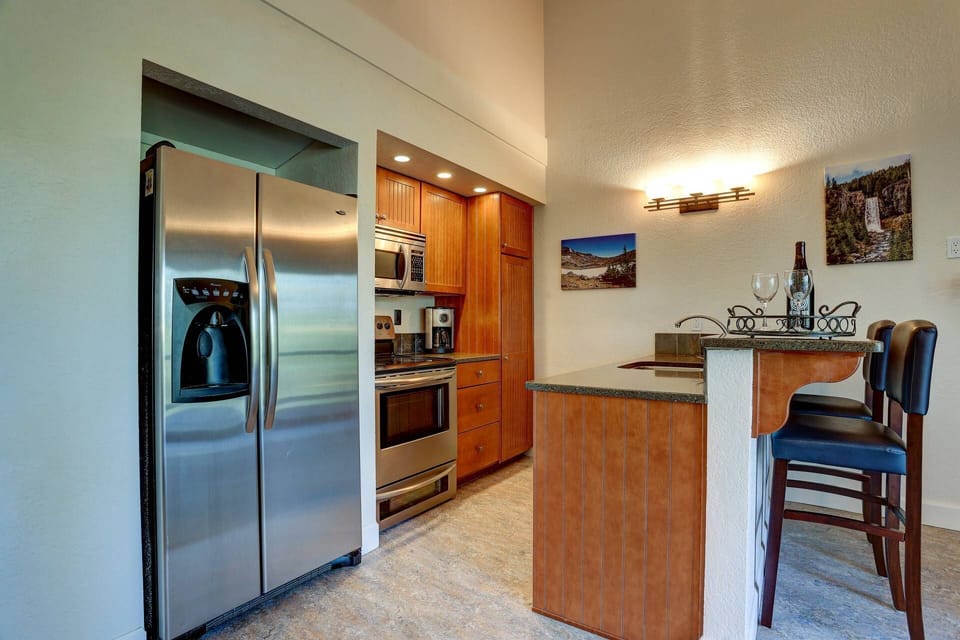 "Had a great time in Oregon. The accommodation was perfect for our family of four. Close to everything we wanted to do. " - Mike