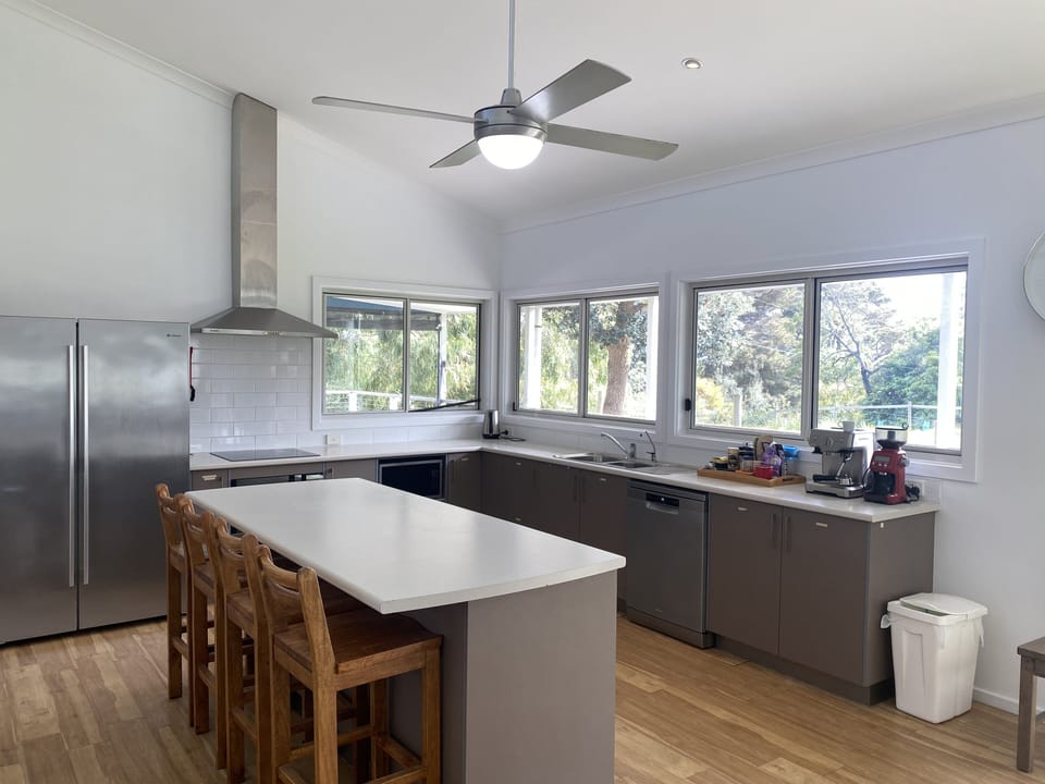 Modern kitchen