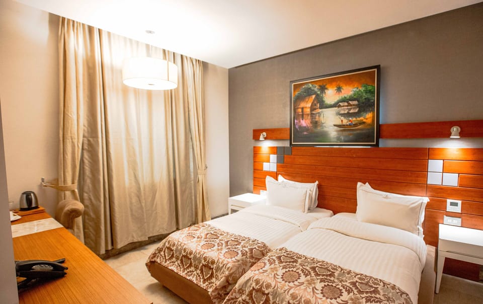 Luxury Twin Room | Frette Italian sheets, premium bedding, Tempur-Pedic beds, in-room safe