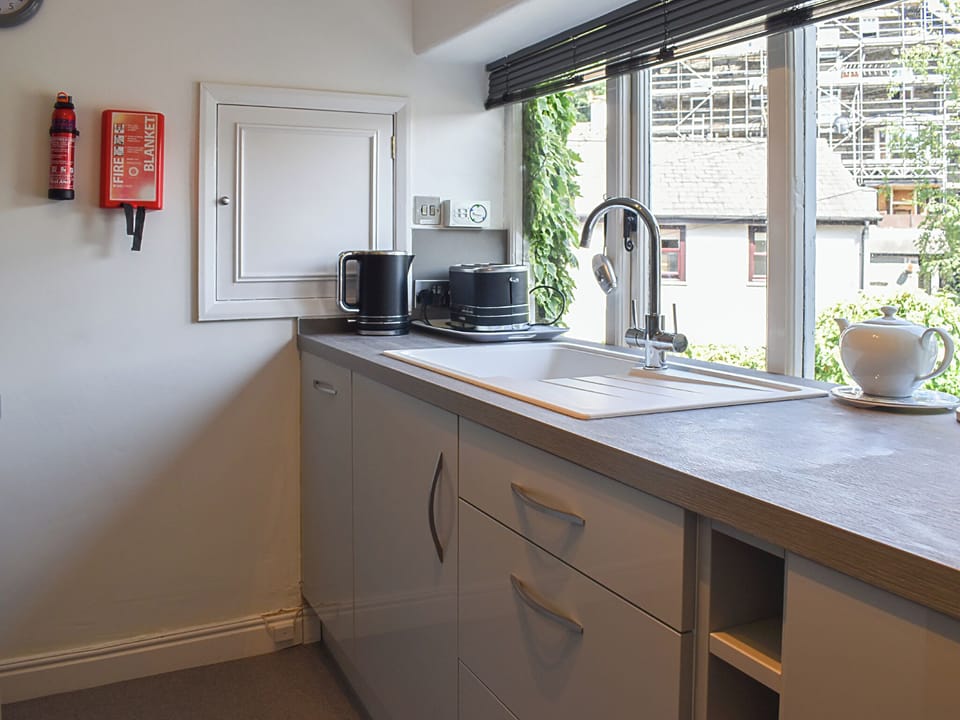 Kitchen | Upper Sycamore Cottage - Sycamore Cottages, Ambleside