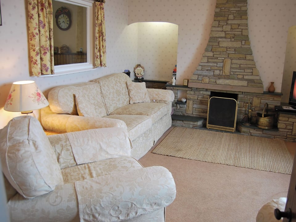 Shore Cottage (10), Silverdale near Grange Over Sands