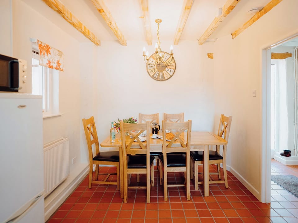 Dining room | Atrato&rsquo;s Stable - Celtic Haven Resort, Lydstep, near Tenby