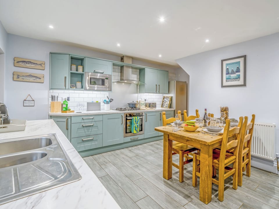Spacious kitchen/dining room | Carrie&rsquo;s Gate, Coniston
