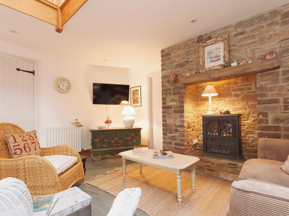 Open plan living space | Shadycombe Lodge, Salcombe