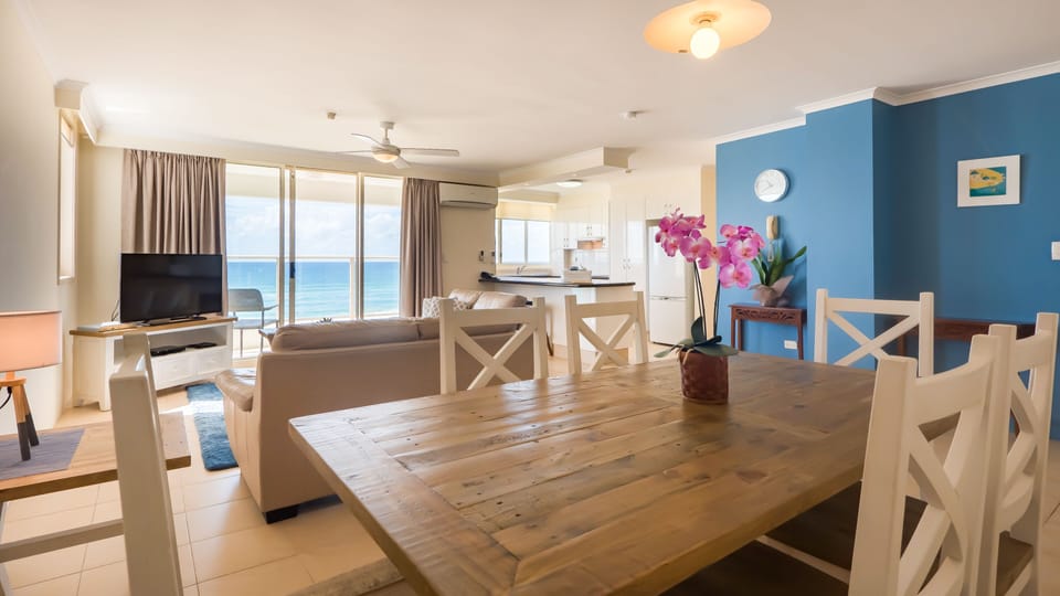 Viscount on the Beach Apartment in Surfers Paradise