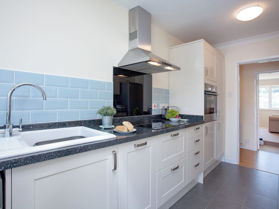 Kitchen | Mayflower Court 10, Dartmouth