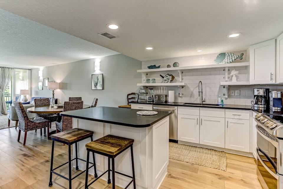 Full kitchen fully renovated.  We have all items needs for any cooking or baking needs during your stay.