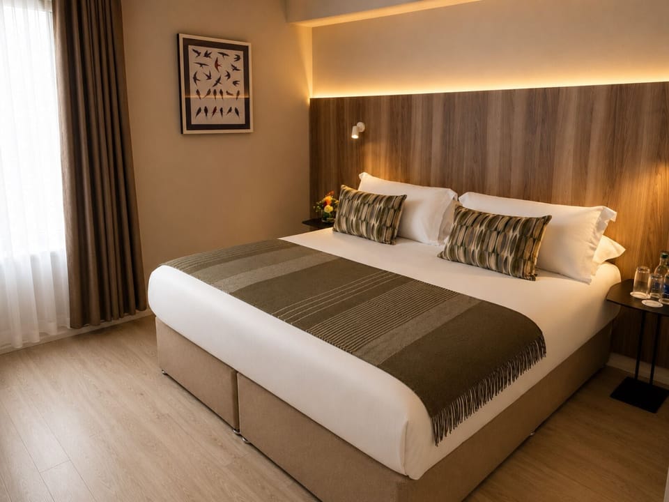 Classic Double or Twin Room, Non Smoking, Private Bathroom | In-room safe, iron/ironing board, cribs (free), WiFi (free)