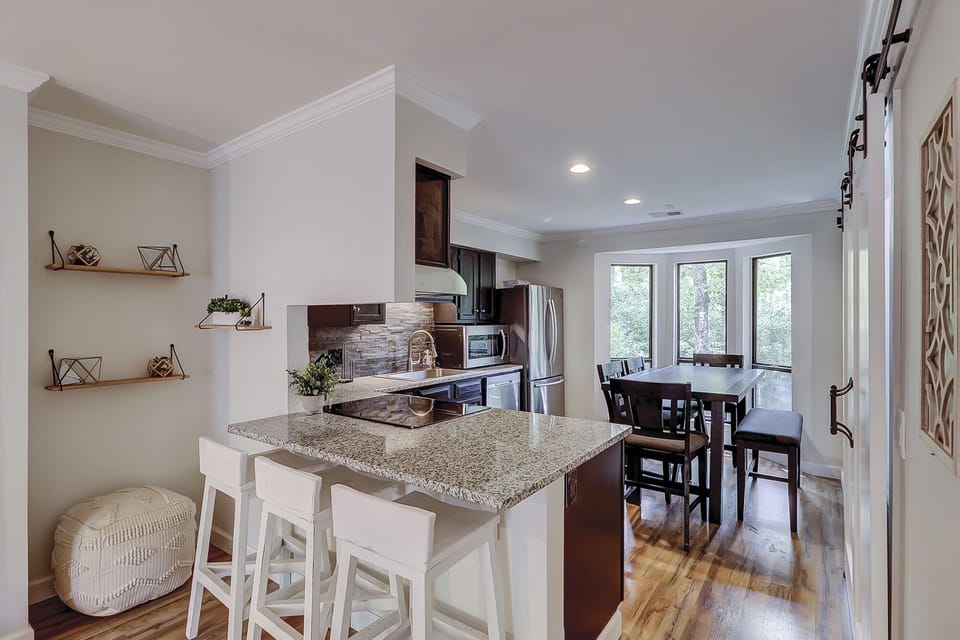 Kitchen Bar