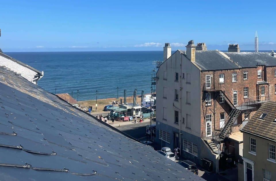 The Loft, Whitby - Host & Stay