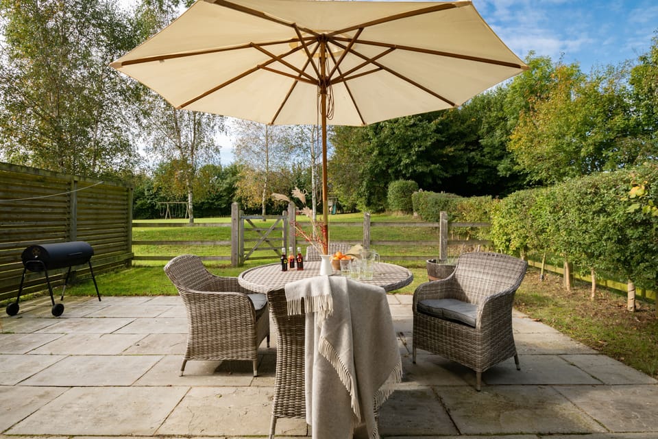 Avocet private patio