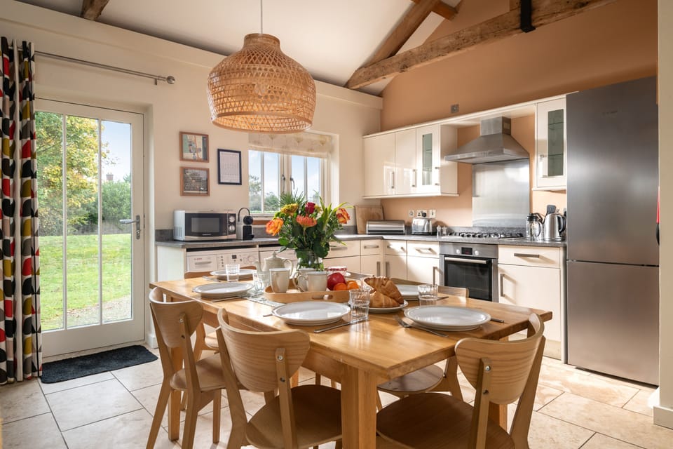 Avocet dining space