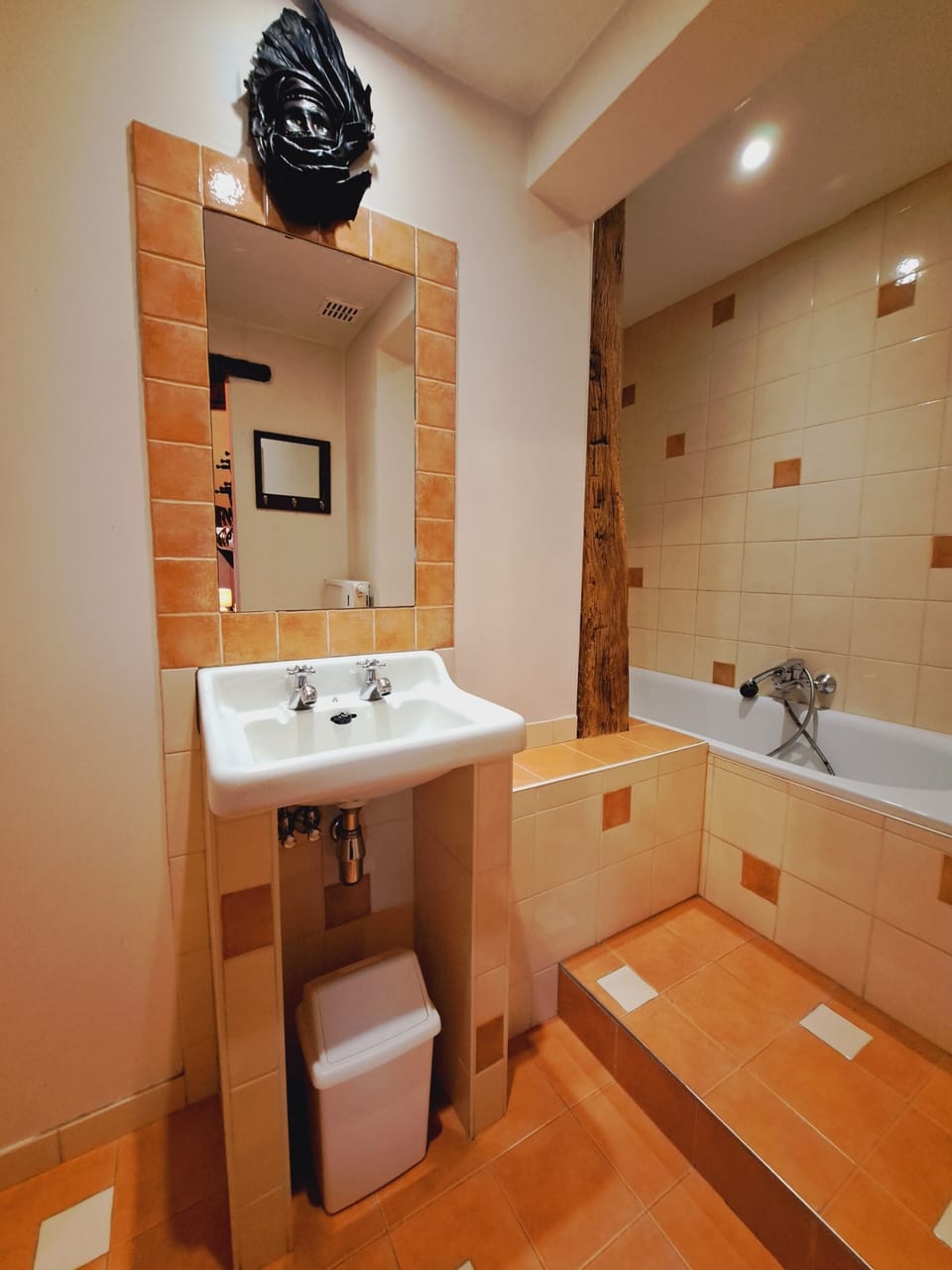 House, Private Bathroom | Bathroom