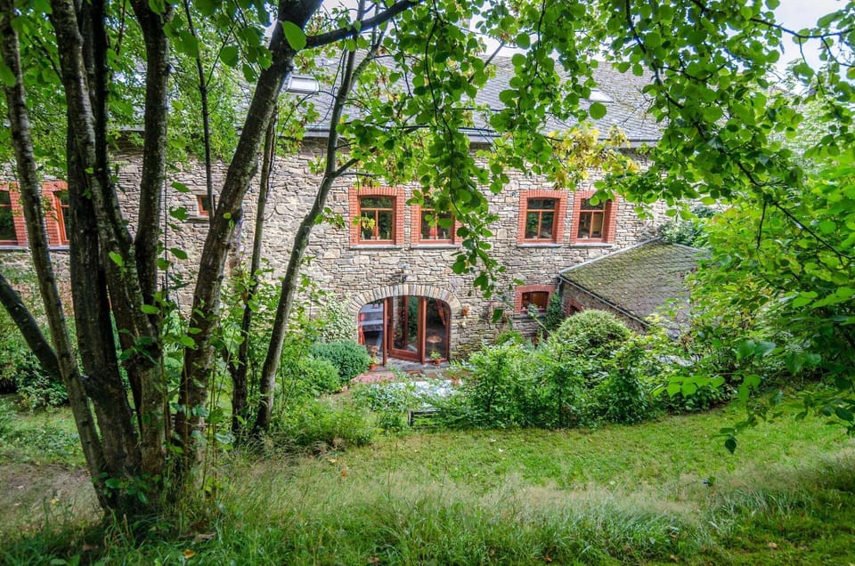 House, Private Bathroom | Garden