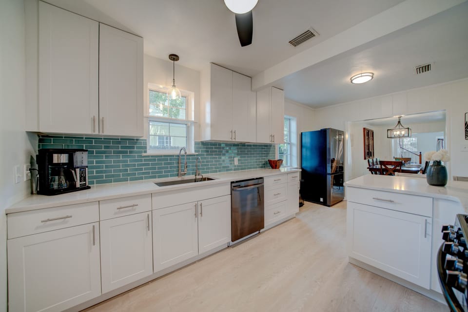 New kitchen renovated in 2021. Gas range, dishwasher, full fridge