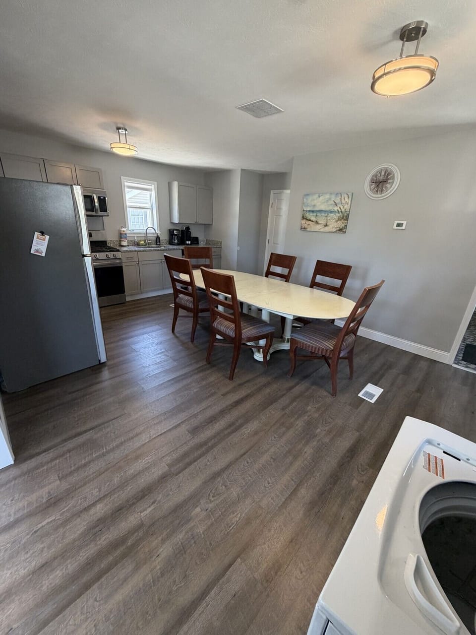 Kitchen W/Dining