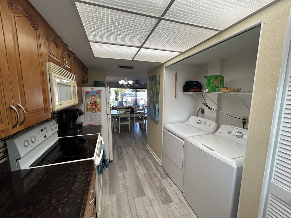 Kitchen / Laundry