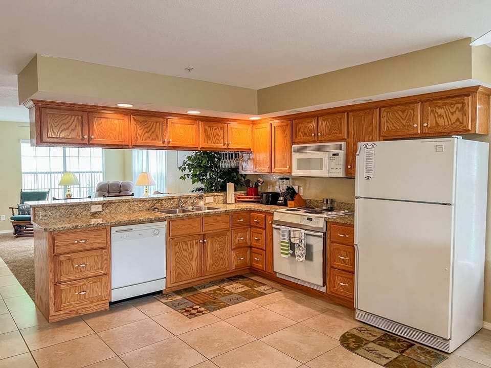 Full equipped kitchen
