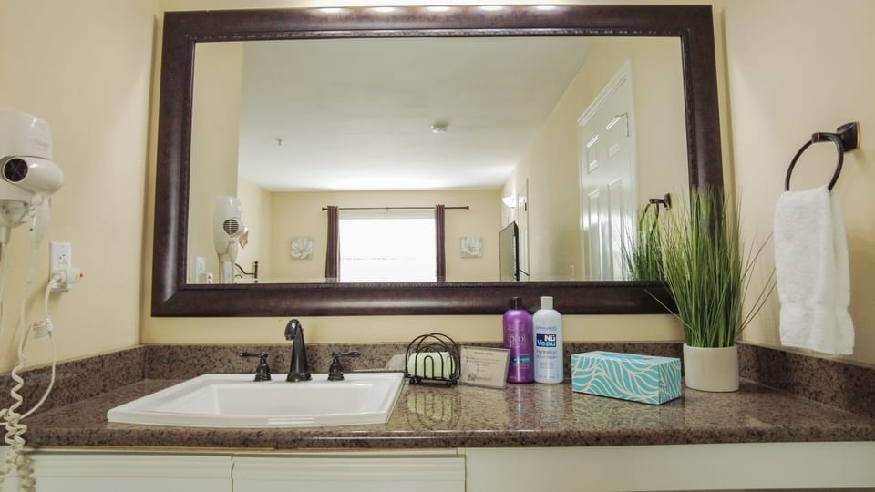 Bedroom 2 Vanity