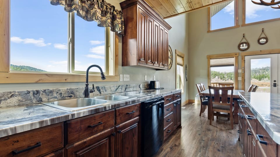 Kitchen Sink